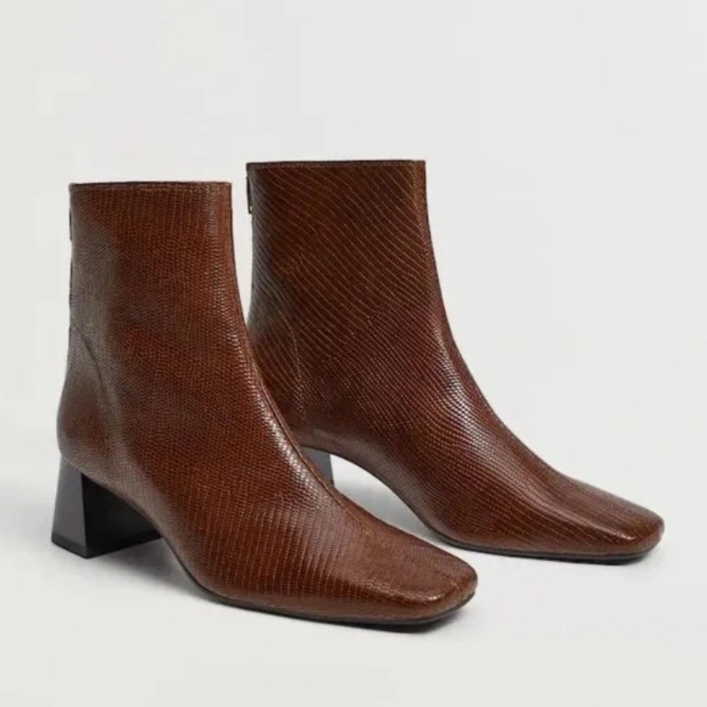 Perfect brown leather ankle heeled boots size 7-7.5 (Euro 38)